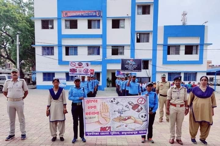 पुरुलिया  जिला पुलिस द्वारा जागरूकता रैली 
