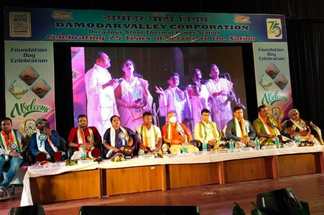 भव्य कार्यक्रम का आयोजन डीवीसी अंडाल द्वारा 