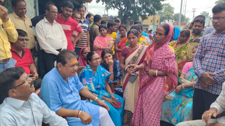 पांडेश्वर  के विधायक ने की चाय पर चर्चा