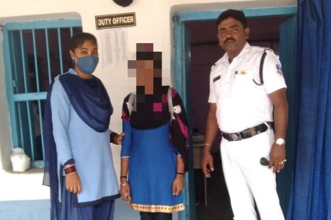 पुलिस की तत्परता से नाबालिक किशोरी बरामद*