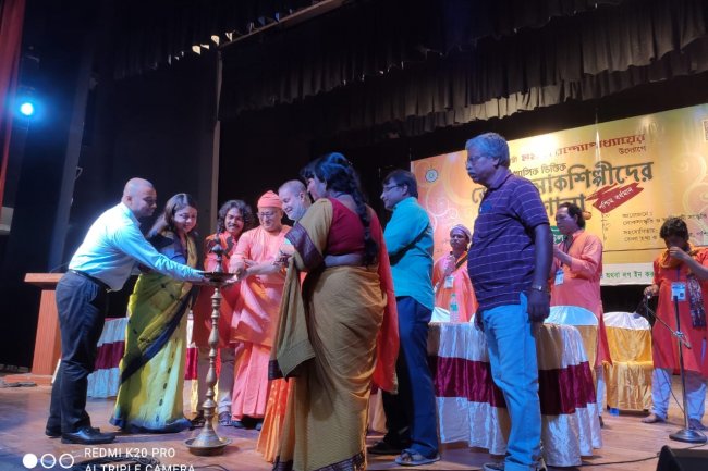 पश्चिम बर्दवान जिला प्रशासन द्वारा विश्व आदिवासी दिवस मनाया गया : 