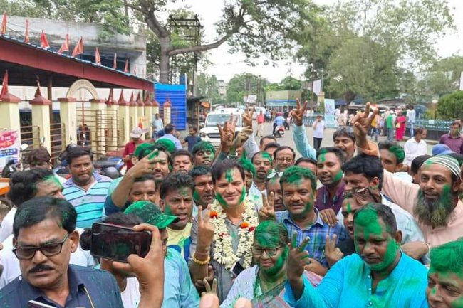 उपचुनाव में विधान उपाध्याय को मिली शानदार जीत. 