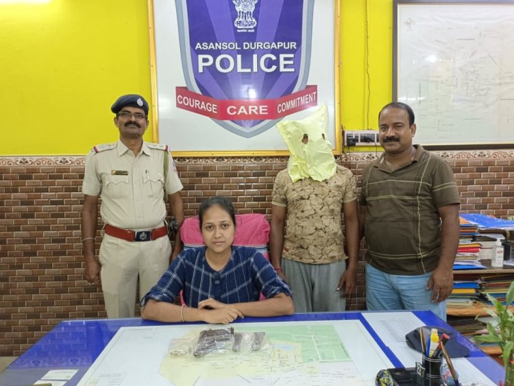 उखड़ा फाड़ी पुलिस ने हथियार के साथ एक अपराधी को पकड़ा  