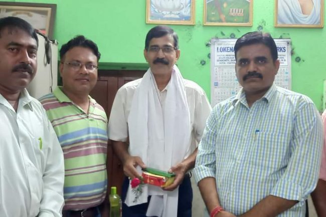 संस्था द्वारा शिक्षक दिवस पर सम्मान समारोह