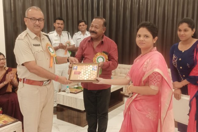 मातृ वंदना एवं शिक्षक दिवस समारोह