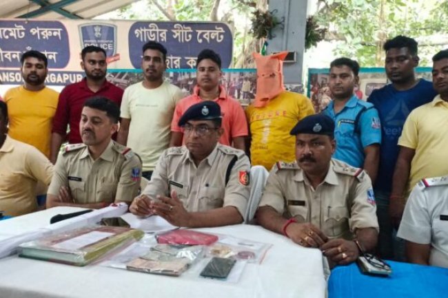दुर्गापुर थाना पुलिस ने  हत्या आरोपी को धर दबोचा