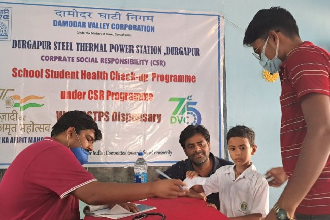 डीवीसी अंडाल द्वारा स्वास्थ्य जाँच शिविर का आयोजन