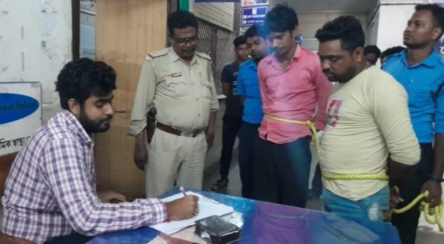 बराबनी थाना पुलिस ने दो गांजा तस्कर को धर दबोचा