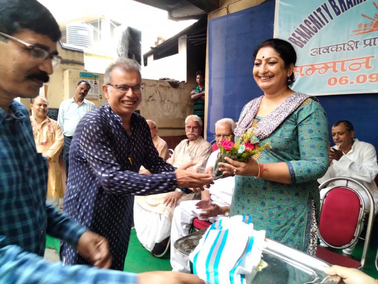 भारती हिंदी स्कूल द्वारा आयोजित सम्मान समारोह
