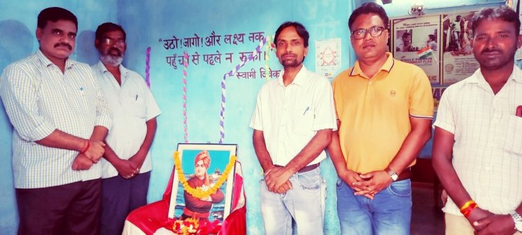 संस्था द्वारा स्वामी जी के सम्मान में कार्यक्रम आयोजत