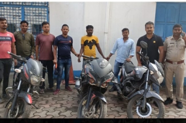 रानीगंज थाने की पुलिस ने गाड़ी चोरी के मामले में किया एक शातिर को गिरफ्तार