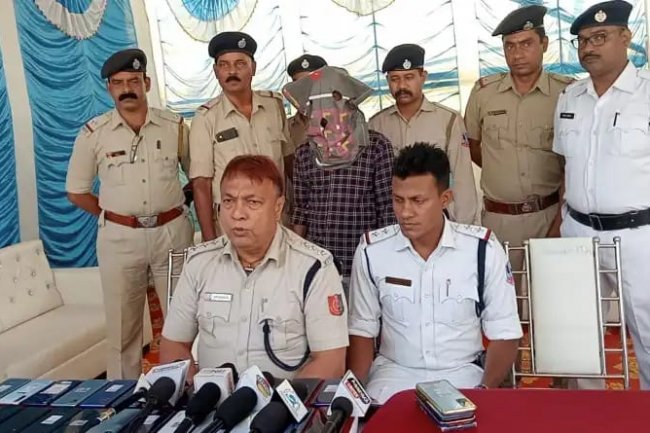 कमिश्नरेट पुलिस के हत्थे चढ़ा मोबाइल  चोर शातिर