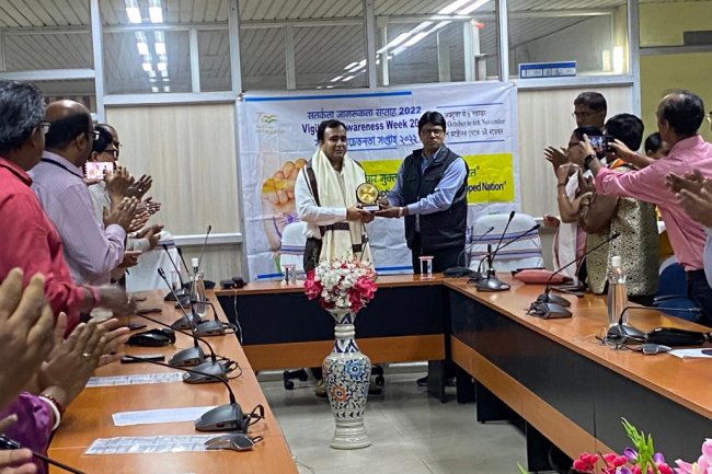 हर एक को अपना काम निष्ठां पूर्वक करने की एवं सतर्क रहने की आवश्यकता अभिषेक गुप्ता आईपीएस