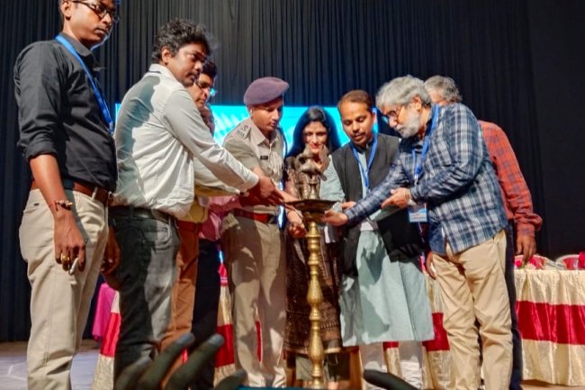 आसनसोल महकमा और पुरूलिया जिले के हिंदी माध्यम स्कूलों को लेकर हिंदी वर्तनी प्रतियोगिता