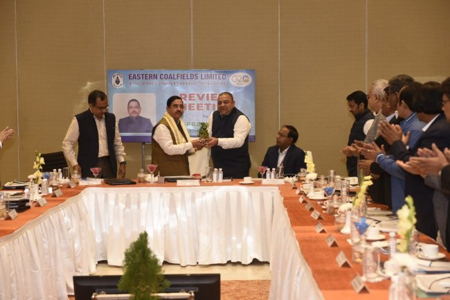 माननीय कोयला खान एवं संसदीय कार्य मंत्री श्री प्रल्हाद जोशी का ईसीएल दौरा