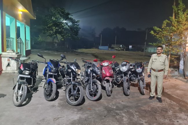 बराकर पीपी ने अंतरराज्यीय मोटरसाइकिल चोरी गिरोह का पर्दाफाश किया 