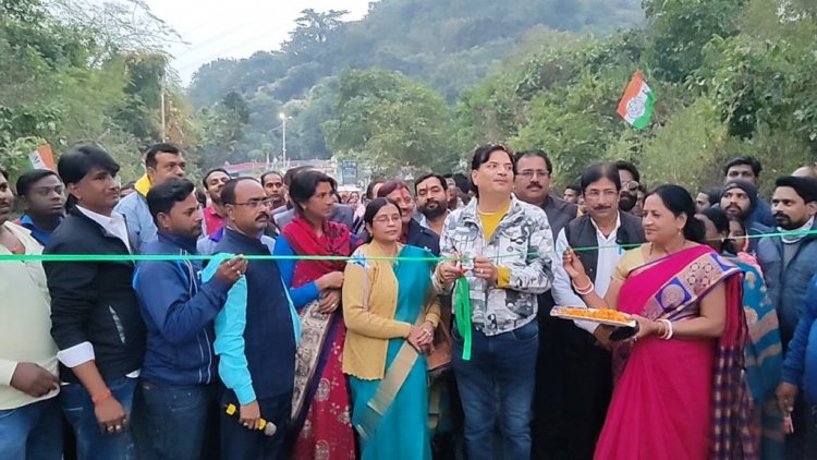 मैथन पर्यटक मार्ग पर तरुण द्वार का विधिवत उद्घाटन