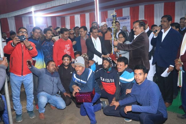 ईसीएल में आयोजित किया गया इंटर एरिया वॉलीबॉल टूर्नामेंट