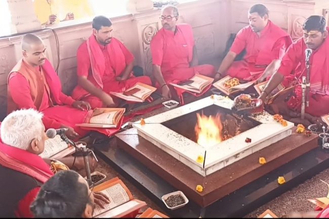 दुर्गापुर शिवशक्ति धाम मंदिर में यज्ञ पूर्णाहुति के साथ संपन्न