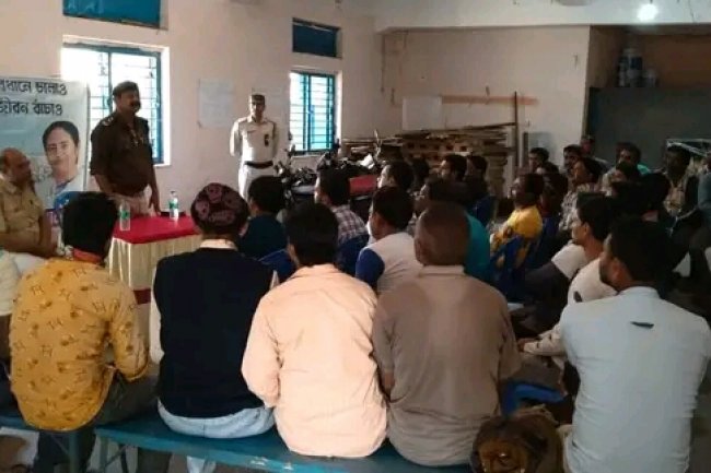 बेलियातोड़ थाने पुलिस की ओर से जागरूकता अभियान