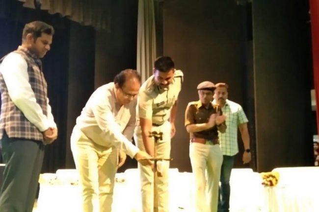 कमिश्नरेट पुलिस द्वारा यूपीएससी की तैयारी के लिए पठन-पाठन की सामग्री दी गई