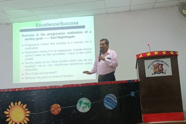 बंगाल कॉलेज ऑफ फार्मास्युटिकल साइंस एंड रिसर्च दुर्गापुर द्वारा आयोजित आत्म प्रेरणा पर संगोष्ठी