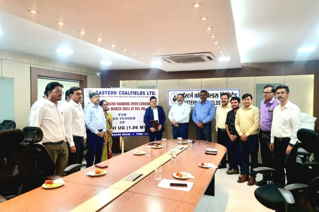 ईसीएल ने सीआईएल की अब तक की सबसे बड़ी और पहली पूर्ण भूमिगत एमडीओ निविदाएं प्रदान कीं
