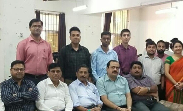 दुर्गापुर इंस्टीट्यूट ऑफ मैनेजमेंट एंड साइंस द्वारा सफलता कैसे प्राप्त करें विषय पर एक संगोष्ठी का आयोजन 