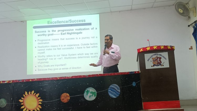 बंगाल कॉलेज ऑफ फार्मास्युटिकल साइंस एंड रिसर्च दुर्गापुर द्वारा आयोजित आत्म प्रेरणा पर संगोष्ठी