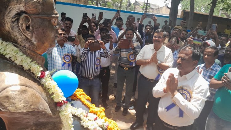 कुनुस्तोड़िया क्षेत्र में मनी अंबेडकर जयंती 