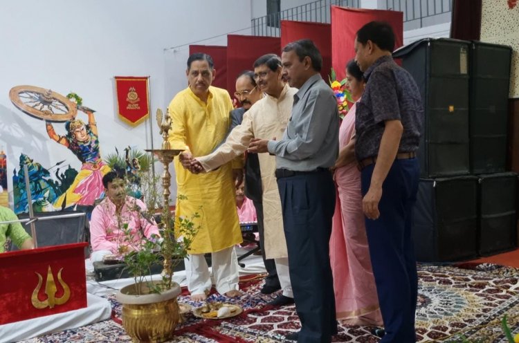 बंगाली नववर्ष के उपलक्ष्य में केन्द्रीय रिजर्व पुलिस बल दुर्गापुर में भजन संध्या और श्रीमद्भगवतगीता प्रसंग एवं प्रवचन का आयोजन