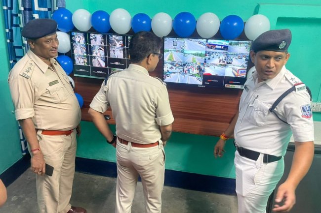 आसनसोल साउथ ट्रेफिक गार्ड कार्यालय में सीसीटीवी कंट्रोल रूम का उद्घाटन 