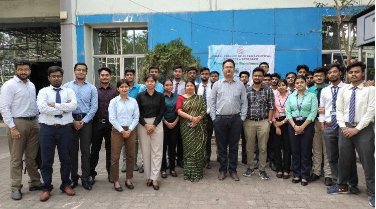 आईडीएस इन्फोटेक ने बंगाल कॉलेज ऑफ फार्मास्युटिकल साइंसेज एंड रिसर्च में एक सफल कैंपस प्लेसमेंट ड्राइव का आयोजन किया