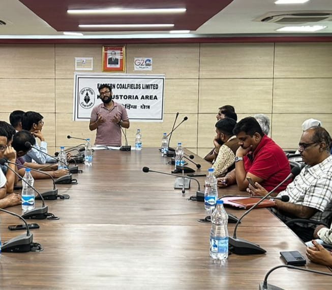 कुनुस्तोड़िया क्षेत्र में पर्यावरण जागरुकता संबंधी सेमिनार 