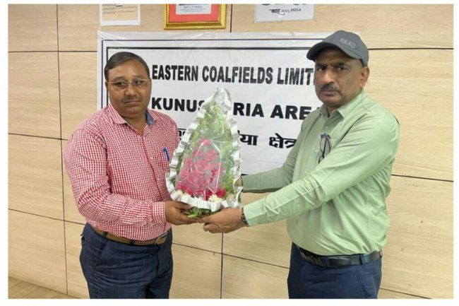 कुनुस्तोड़िया क्षेत्र के महाप्रबंधक ने किया क्षेत्र में नवागत अधिकारियों का स्वागत 