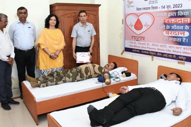 इस्को मे विश्व रक्तदाता दिवस पर रक्तदान शिविर का आयोजन