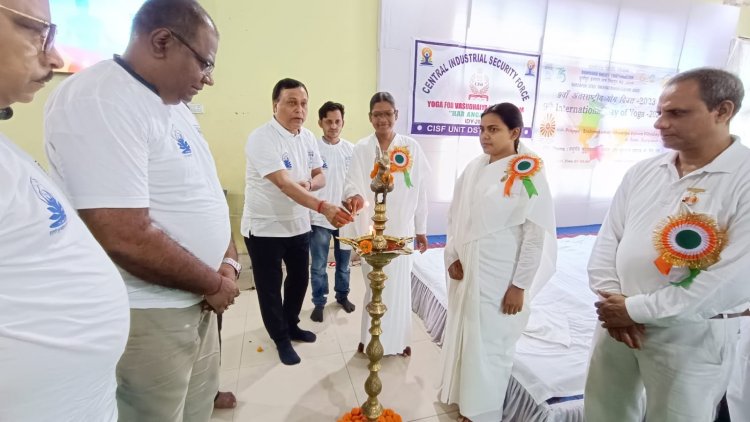 डीवीसी डीएसटीपीएस में अंतर्राष्ट्रीय योग दिवस 2023 वसुधैव कुटुम्बकम थीम के साथ मनाया गया