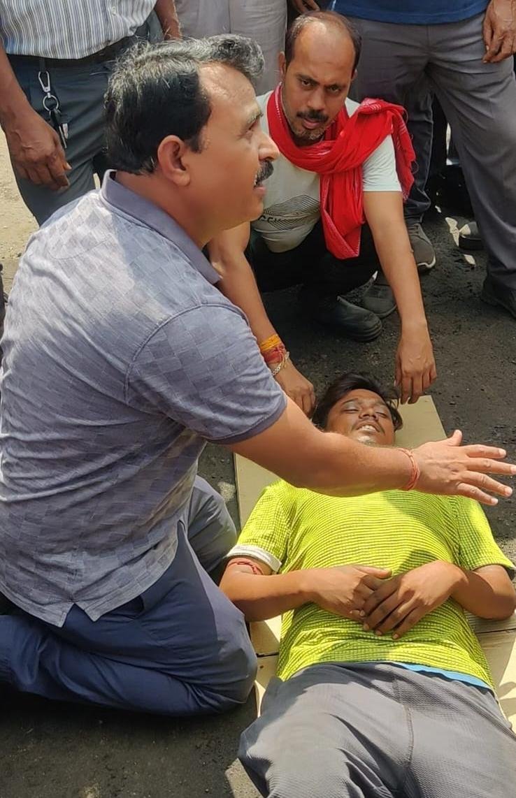 कुनुस्तोड़िया कोलियरी में सीपीआर का डेमोन्स्ट्रेशन 