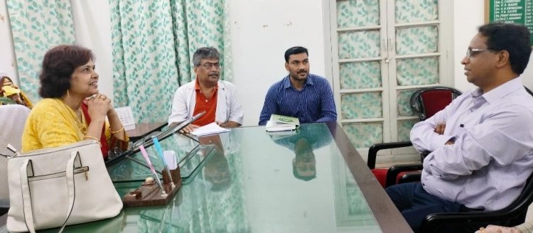ईसीएल के निदेशक वित्त ने किया केन्द्रीय अस्पताल कल्ला का दौरा