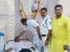पिता के श्राद्ध के दिन बेटियों ने किया रक्तदान