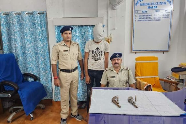 मालदा पुलिस की सक्रियता से हथियार के साथ एक शातिर गिरफ्तार