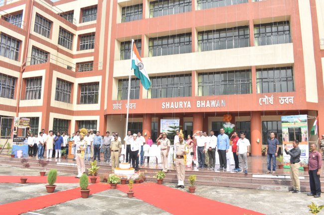 डीवीसी डीएसटीपीएस में 77वाँ स्वतंत्रता दिवस समारोह 
