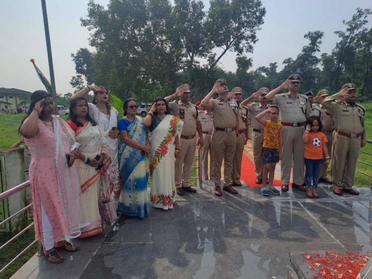 केंद्रीय रिजर्व पुलिस बल दुर्गापुर में 77वीं स्वतंत्रता दिवस हर्षोउल्लास के साथ मनाया गया 