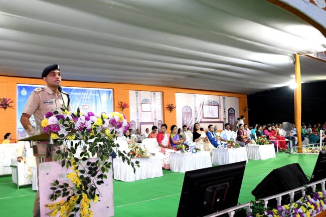 बांकुड़ा में भव्य कार्निवल 2023 का आयोजन