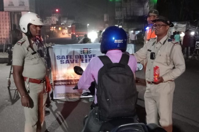 पुलिस का जागरूकता अभियान लगातार जारी