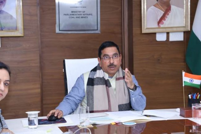 केंद्रीय कोयला खान और संसदीय कार्य मंत्री श्री प्रल्हाद जोशी ने कोल इंडिया लिमिटेड की तीन सीएसआर पहलों का उद्घाटन किया