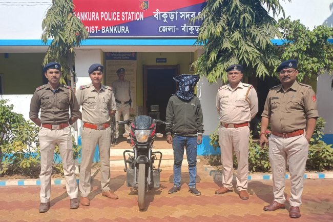 पुलिस की तत्परता से आरोपी सहित चोरी की मोटरसाइकिल बरामद