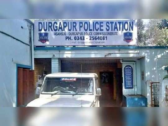 दुर्गापुर थाना पुलिस की तत्परता से बेनाचिटी बाजार में बैंक से रुपए छिनताई के मामले में एक आरोपी गिरफ्तार