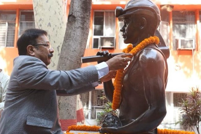 ईसीएल में श्रमिक दिवस समारोह हर्षोल्लास के साथ मनाया गया