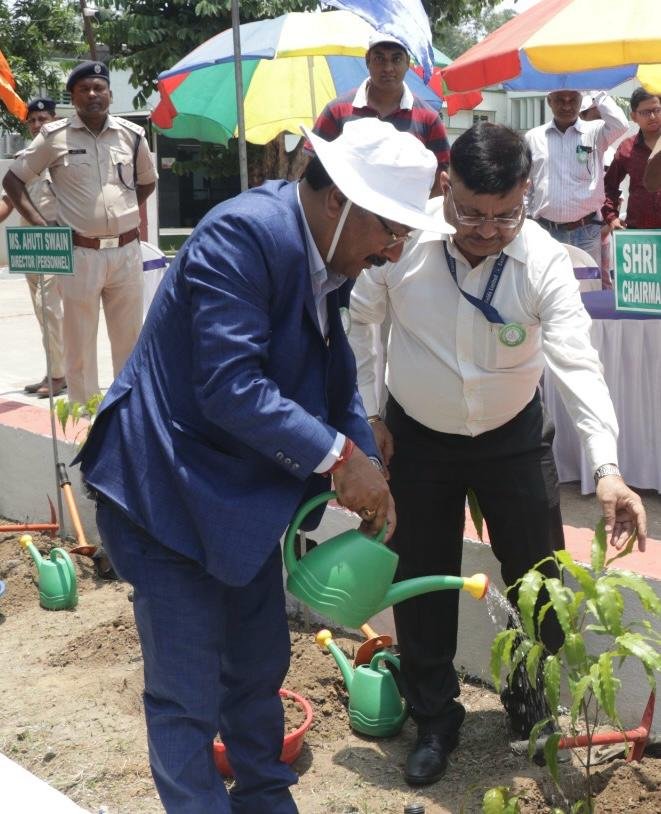 विश्व पर्यावरण दिवस के अवसर पर पर्यावरण संरक्षण के लिए संकल्पबद्ध हुआ ईसीएल